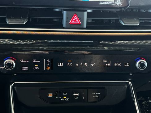 New 2026 Kia Carnival SX Prestige image 25