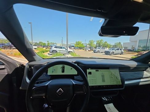 Used 2022 Rivian R1S Launch Edition AWD/4WD image 13