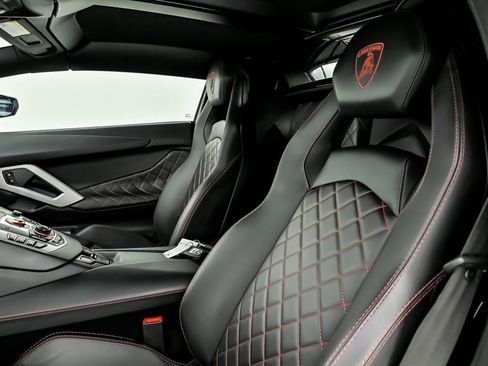Used 2017 Lamborghini Aventador LP 700-4 AWD/4WD image 19