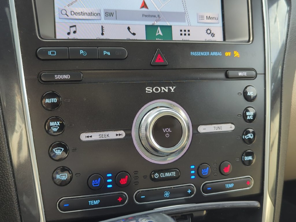 Used 2019 Ford Explorer Limited w/ Ford Safe & Smart Package AWD/4WD image 21