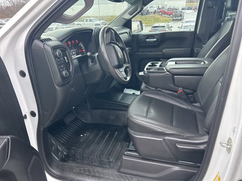 Used 2023 Chevrolet Silverado 1500 W/T w/ Z71 Off-Road Package image 6