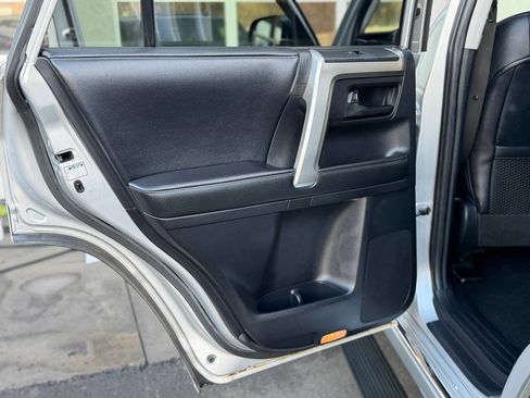 Used 2012 Toyota 4Runner Limited image 60