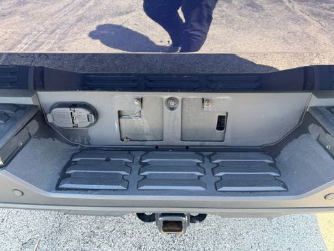 Used 2026 Toyota Tundra Limited AWD/4WD image 42