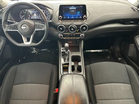 Used 2024 Nissan Sentra SV FWD image 12
