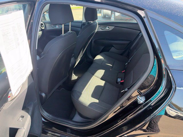 Used 2021 Kia Forte Sedan FWD image 10
