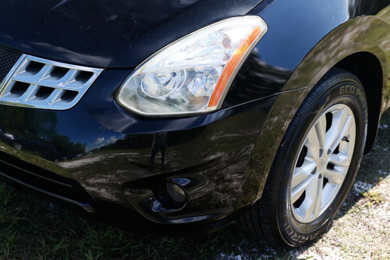 Used 2013 Nissan Rogue SV w/ Premium Pkg FWD image 30