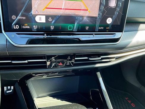 New 2026 Volkswagen GTI SE image 16