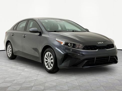 Used 2024 Kia Forte LX FWD image 3