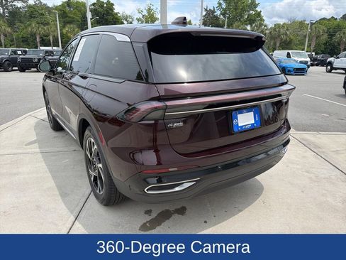 Used 2024 Lincoln Nautilus Premier w/ Equipment Group 102A AWD/4WD image 5