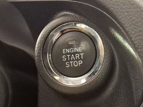 Used 2023 Subaru Forester Touring AWD/4WD image 23