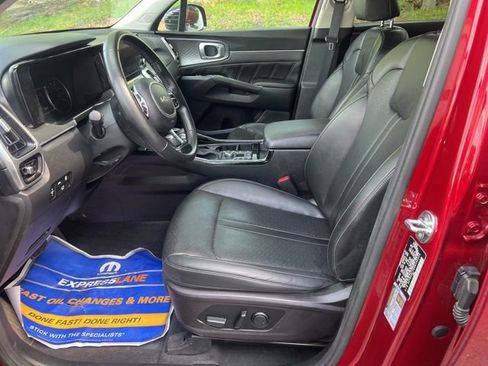 Used 2022 Kia Sorento SX AWD/4WD image 16