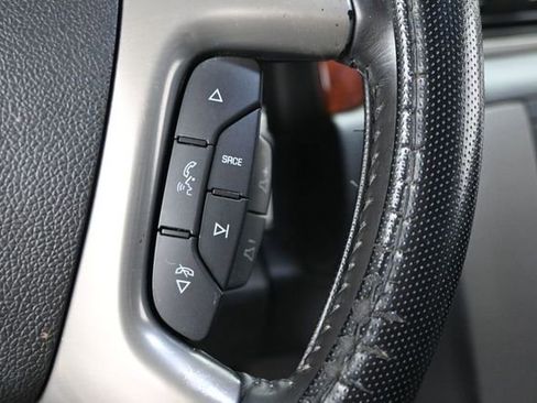 Used 2014 GMC Yukon XL SLT RWD image 15