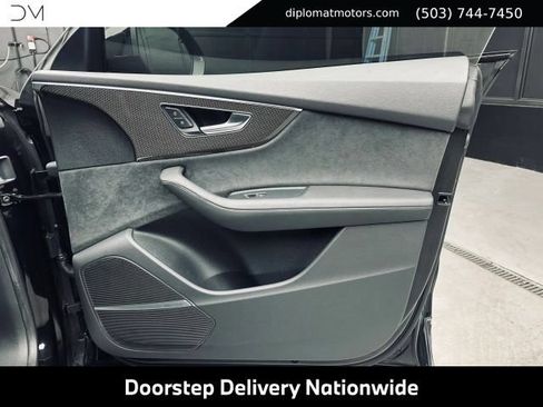 Used 2023 Audi SQ8 Prestige AWD/4WD image 28