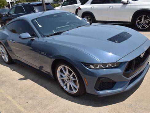 Used 2024 Ford Mustang GT Premium RWD image 5