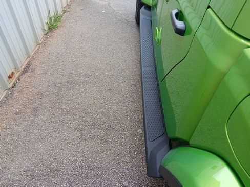 New 2025 Jeep Gladiator Sport S image 10