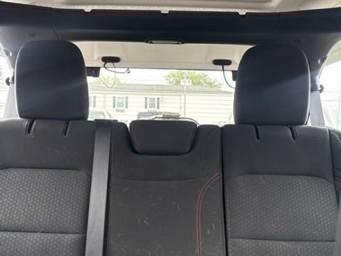 Used 2023 Jeep Wrangler Unlimited Sport AWD/4WD image 18