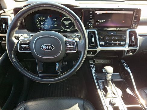Used 2021 Kia Sorento SX Prestige image 10
