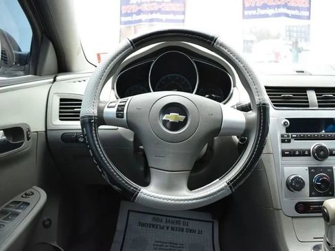 Used 2011 Chevrolet Malibu LS image 19