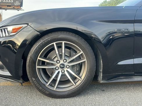 Used 2016 Ford Mustang GT RWD image 14
