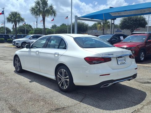 Used 2021 Mercedes-Benz E 350 4MATIC Sedan w/ Premium Package image 23