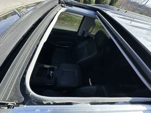 Used 2018 Chevrolet Tahoe LT image 6