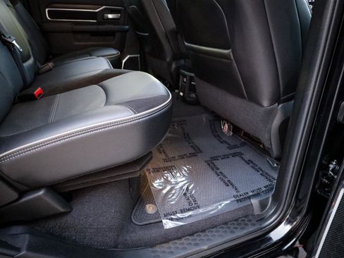 Used 2024 RAM 2500 Laramie w/ Safety Group image 28