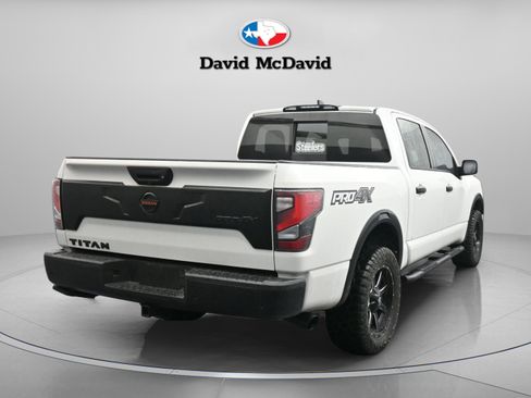 Used 2022 Nissan Titan PRO-4X w/ Pro-4x Utility Package AWD/4WD image 12