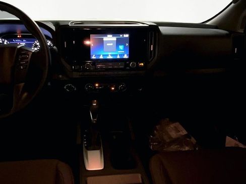 New 2026 Nissan Frontier S image 7