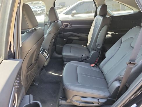 New 2026 Kia Sorento EX FWD image 16