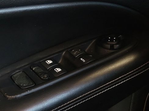 Used 2018 Jeep Compass Sport FWD image 27