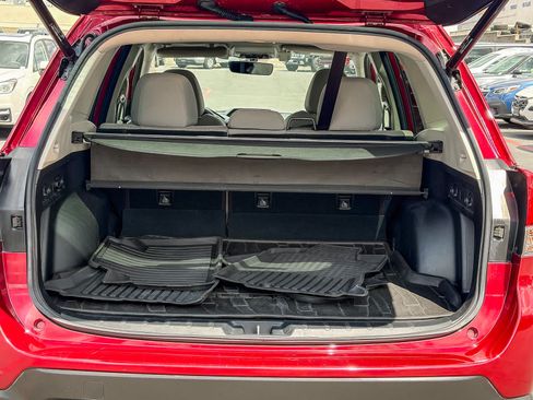 Used 2019 Subaru Forester Premium AWD/4WD image 24