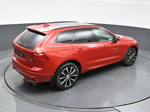 Used 2024 Volvo XC60 B5 Plus AWD/4WD image 36