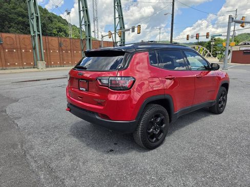 Used 2023 Jeep Compass Trailhawk w/ Trailhawk Elite Group AWD/4WD image 10