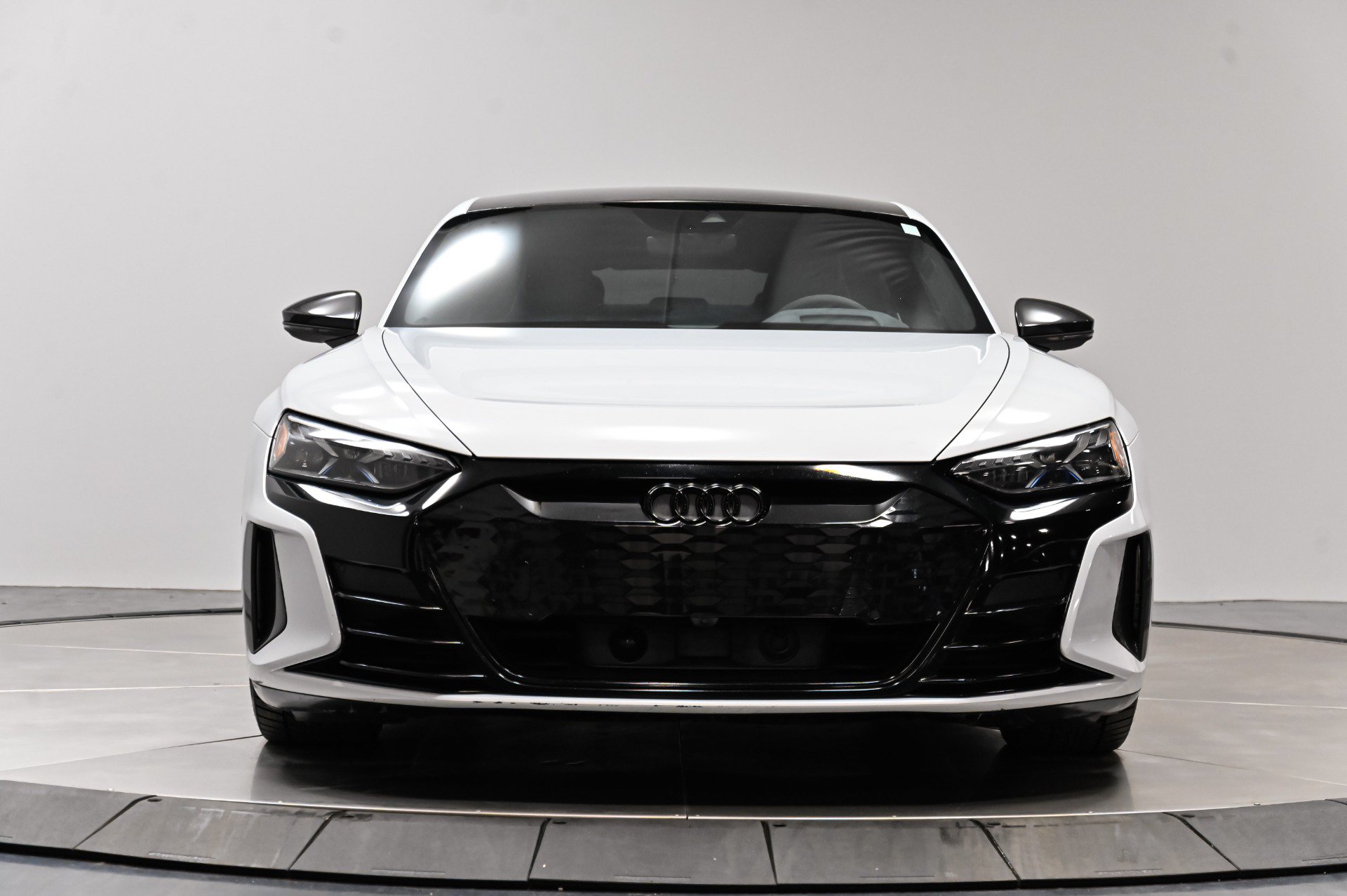 Used 2022 Audi RS e-tron GT w/ Year 1 Package AWD/4WD image 25