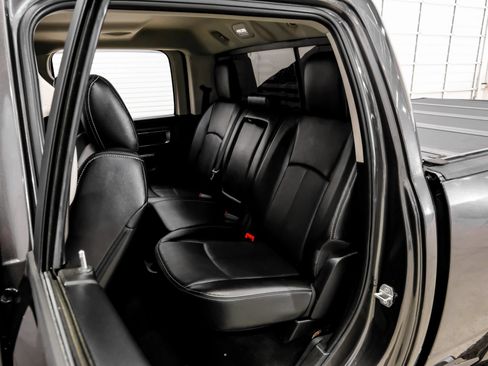 Used 2018 RAM 2500 Laramie w/ Convenience Group AWD/4WD image 21