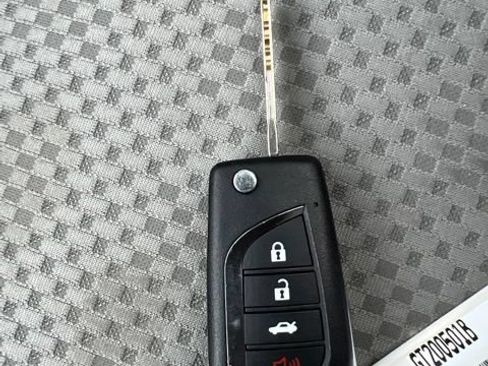 Used 2007 Toyota RAV4 2WD image 25