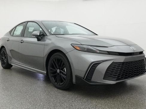 Used 2026 Toyota Camry SE FWD image 42