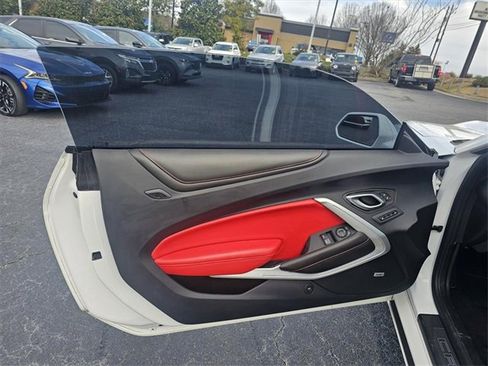 Used 2024 Chevrolet Camaro SS image 31