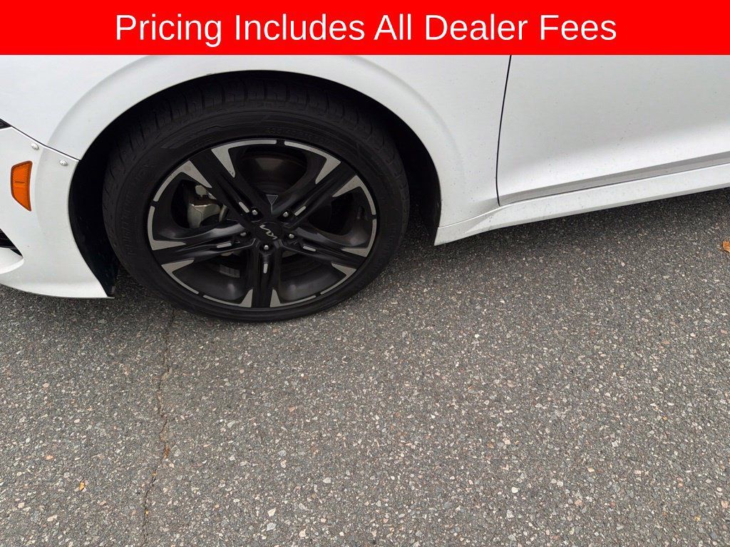 Certified 2024 Kia K5 GT-Line w/ GT-Line Premium Package FWD image 4