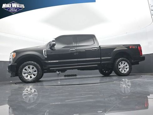 Used 2017 Ford F250 Platinum w/ Platinum Ultimate Package AWD/4WD image 20