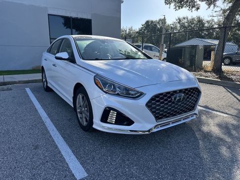 Used 2019 Hyundai Sonata SEL w/ Tech Package 02 FWD image 11