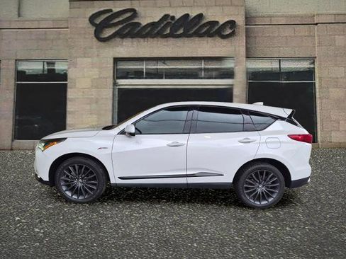 Used 2023 Acura RDX A-Spec image 2