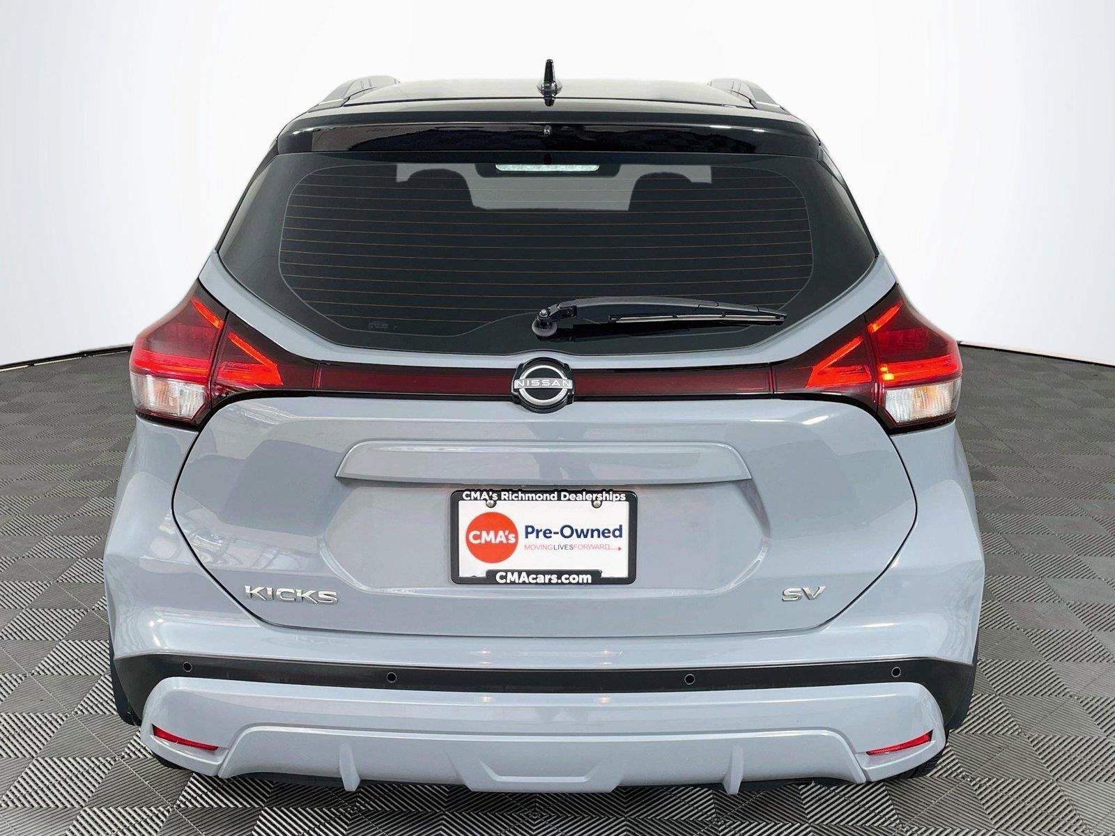 Used 2024 Nissan Kicks SV FWD image 7