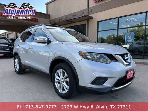 Used 2015 Nissan Rogue SV w/ SV Premium Package FWD image 1