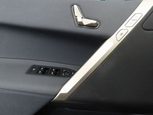 Certified 2025 BMW iX xDrive50 image 22