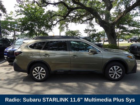 Used 2021 Subaru Outback Premium AWD/4WD image 5