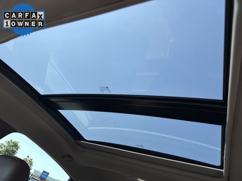 Used 2017 Chevrolet Malibu LT w/ Leather Package FWD image 28