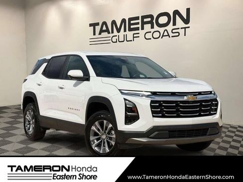 Used 2025 Chevrolet Equinox LT w/ Safety and Technology Package FWD image 1