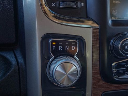 Used 2014 RAM 1500 Laramie w/ Convenience Group image 30