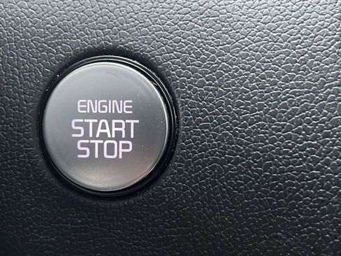 Certified 2023 Kia Sorento EX image 32